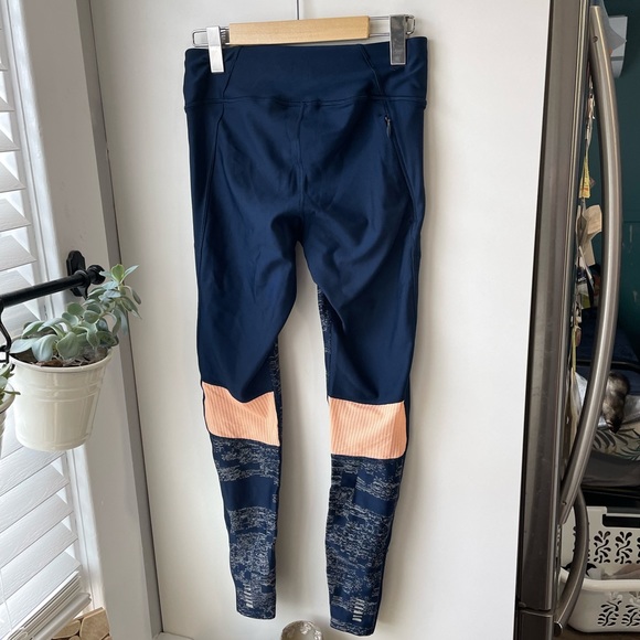 UA heat gear quick dry running pants - Picture 2 of 4